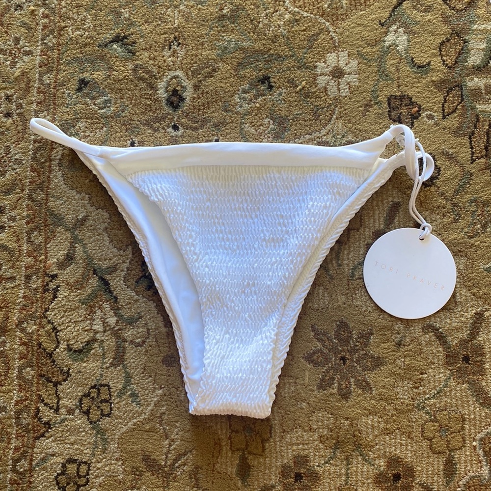 Tori Praver Lacie Bottom